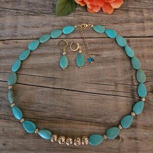 Hand Crated -Boho Turquoise color Magnesite Stone Necklace Set